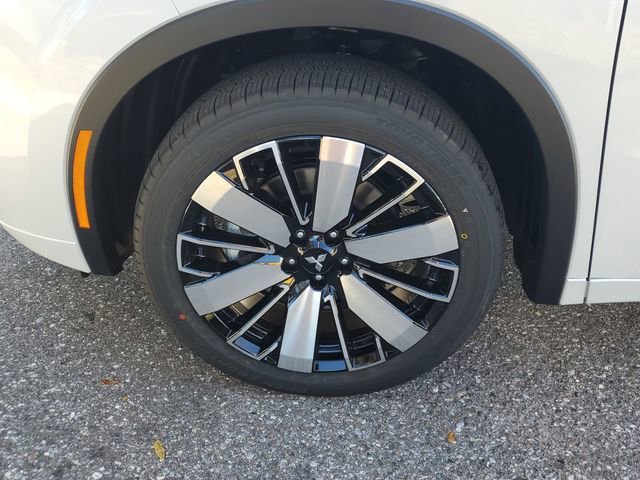 New 2026 Mitsubishi Outlander SEL image 4