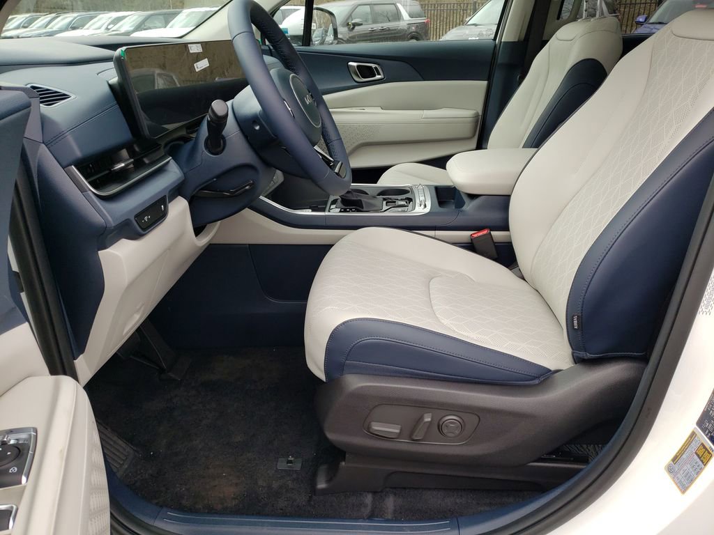 New 2026 Kia Carnival SX FWD image 15