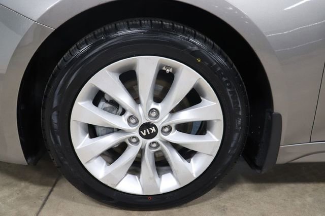 Used 2017 Kia Optima EX w/ Premium Package FWD image 28