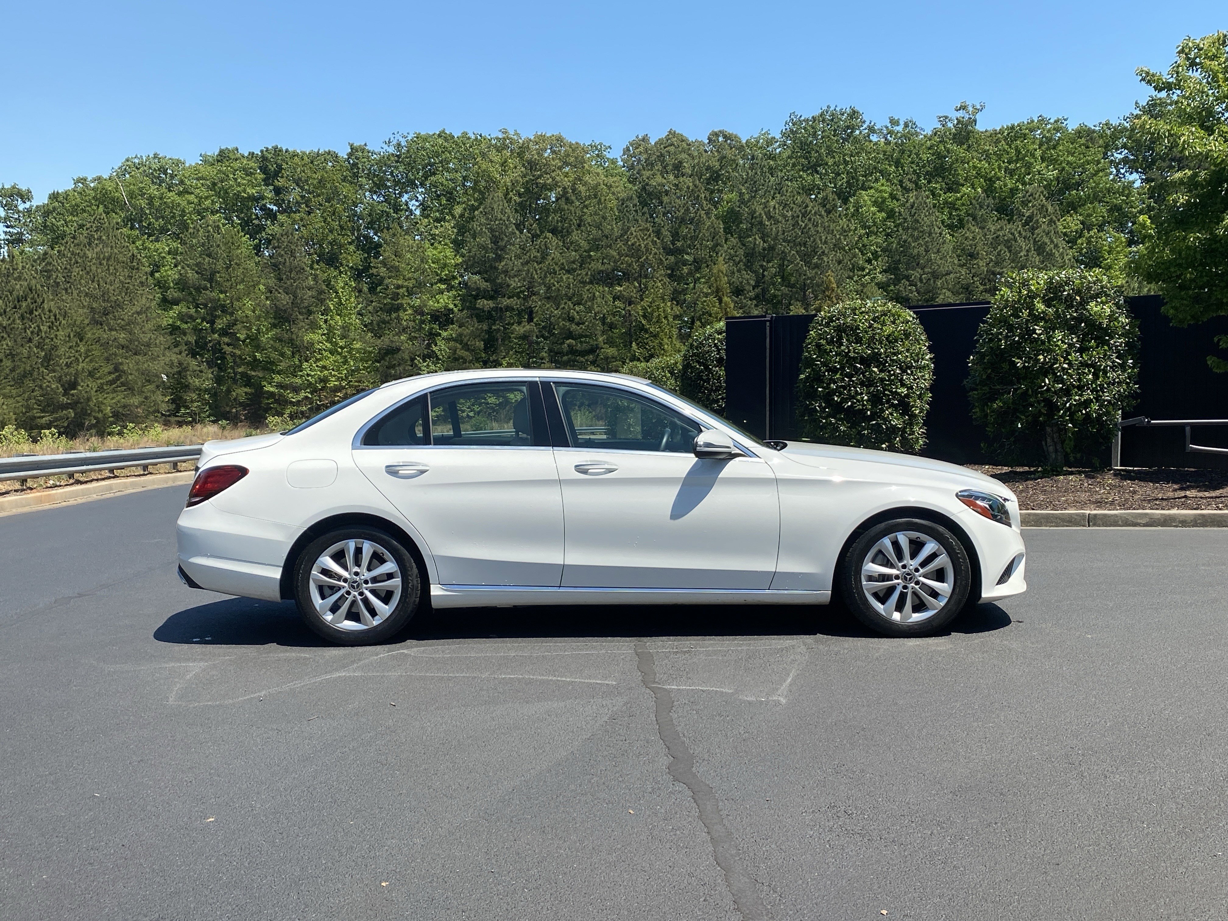 Used 2021 Mercedes-Benz C 300 Sedan image 5