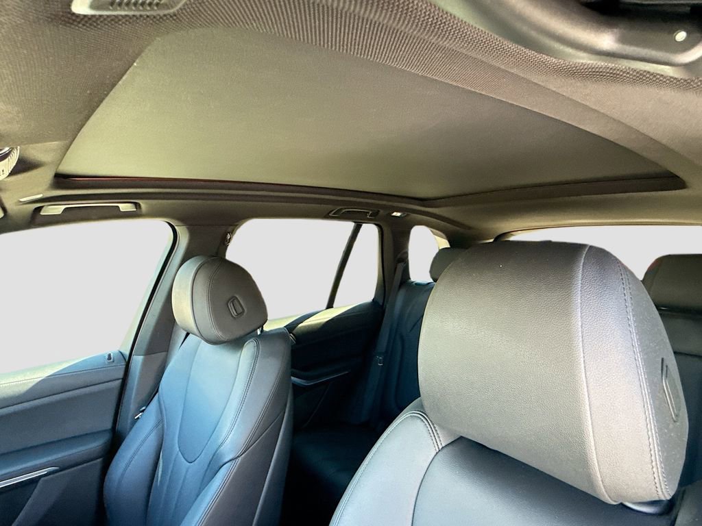 Used 2021 BMW X5 sDrive40i w/ Premium Package 2 image 28