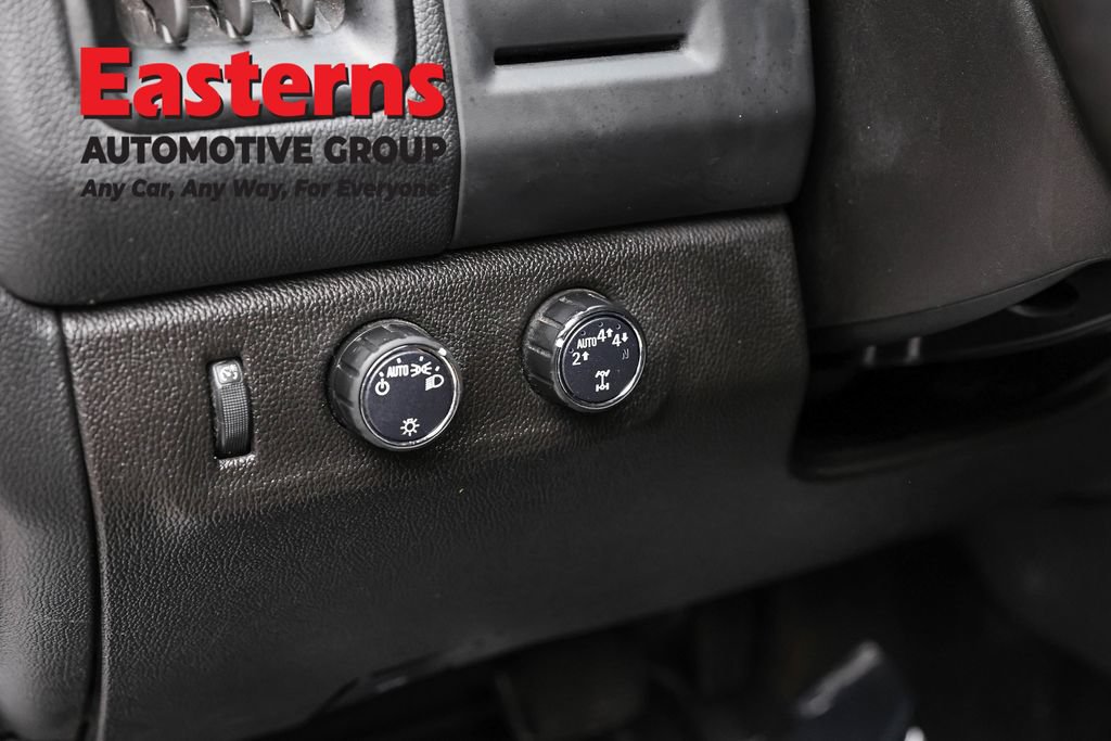Used 2022 Chevrolet Colorado LT w/ Fleet Safety Package AWD/4WD image 24