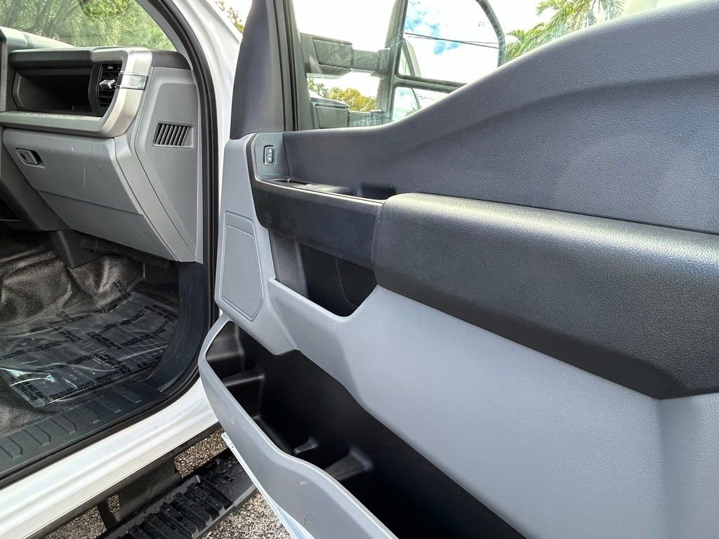 Used 2024 Ford F350 XL image 36