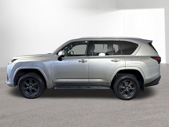 Used 2024 Lexus LX 600 4WD w/ Luxury Package image 33