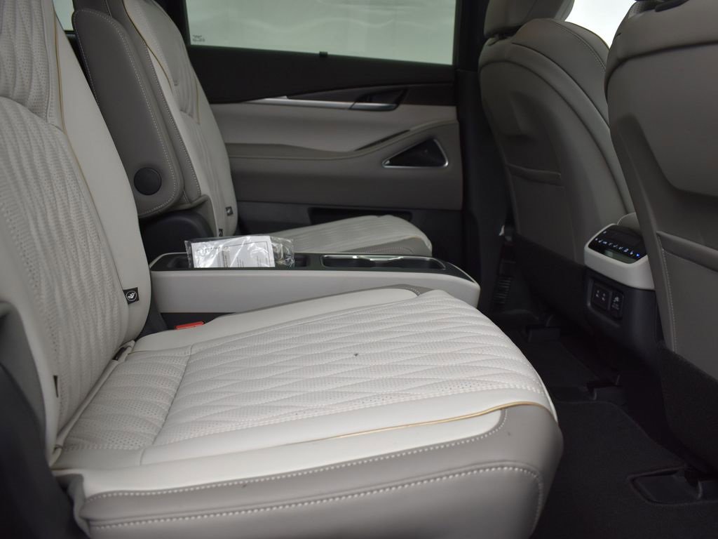 New 2026 INFINITI QX60 Autograph w/ Dark Cargo Package image 25