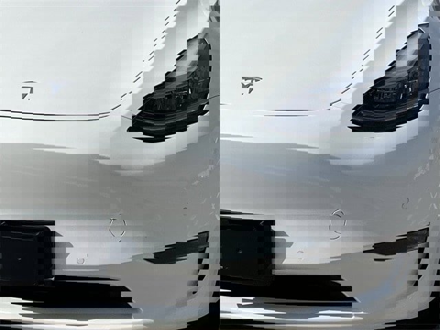 Used 2021 Tesla Model Y Long Range image 9