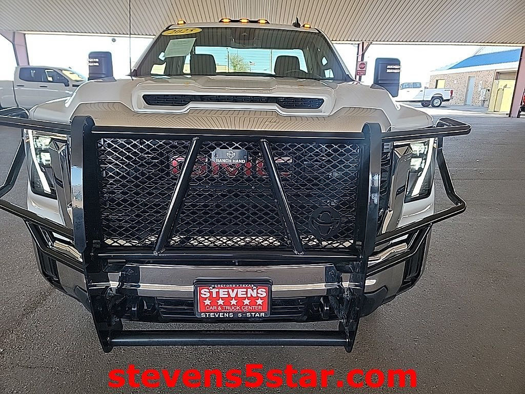 Used 2025 GMC Sierra 3500 Pro w/ Convenience Package AWD/4WD image 4