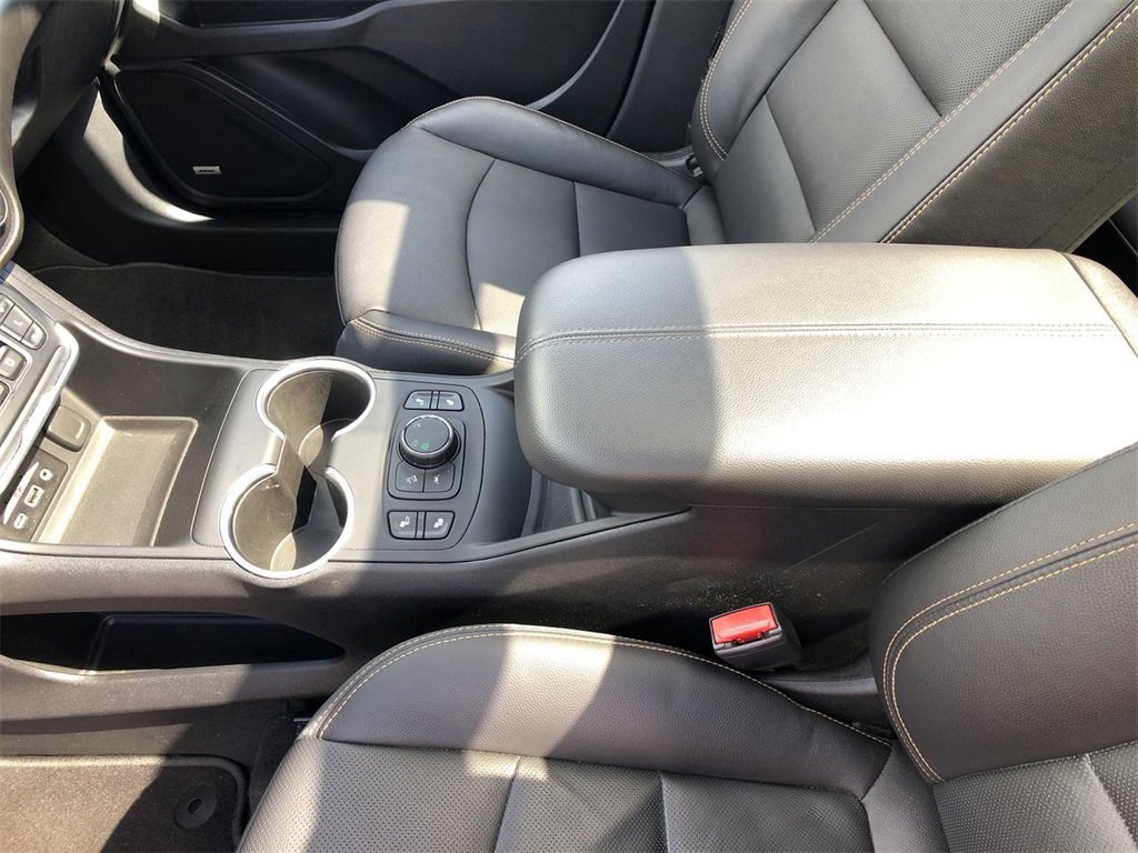 Used 2020 GMC Terrain SLT w/ Preferred Package image 27