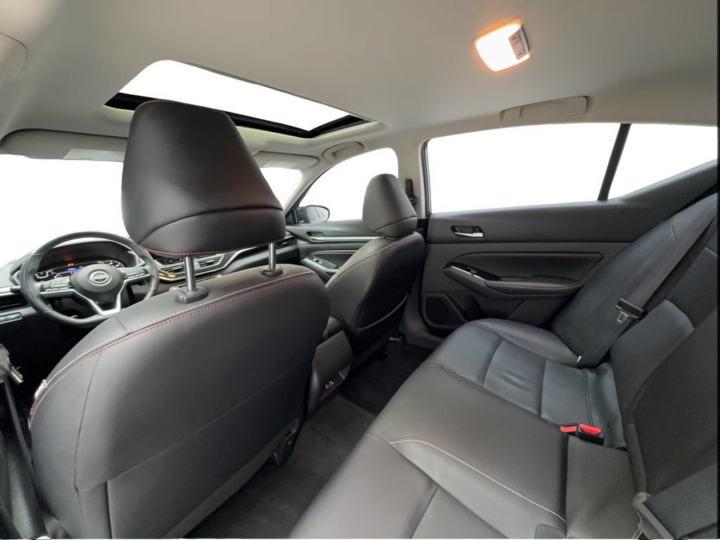 Used 2023 Nissan Altima 2.5 SR w/ SR Premium Package AWD/4WD image 24