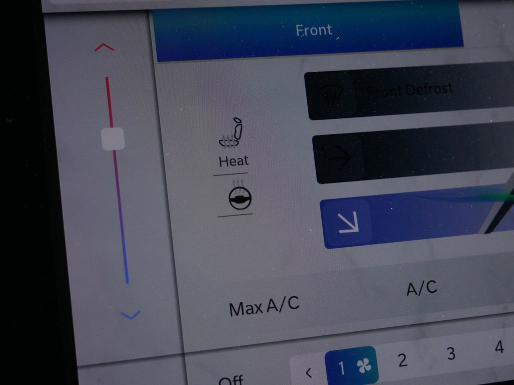 Used 2023 Jeep Grand Cherokee L Limited w/ MOPAR Finishing Package image 29