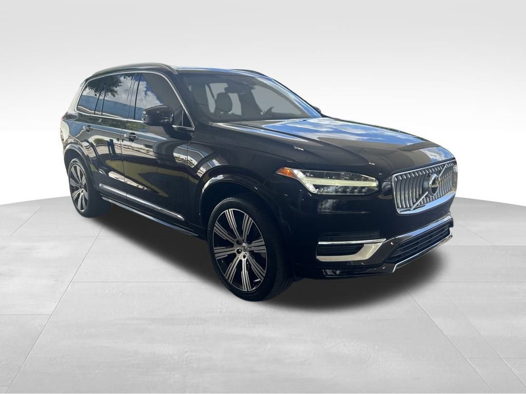 Used 2020 Volvo XC90 T6 Inscription w/ Protection Package Premier image 2