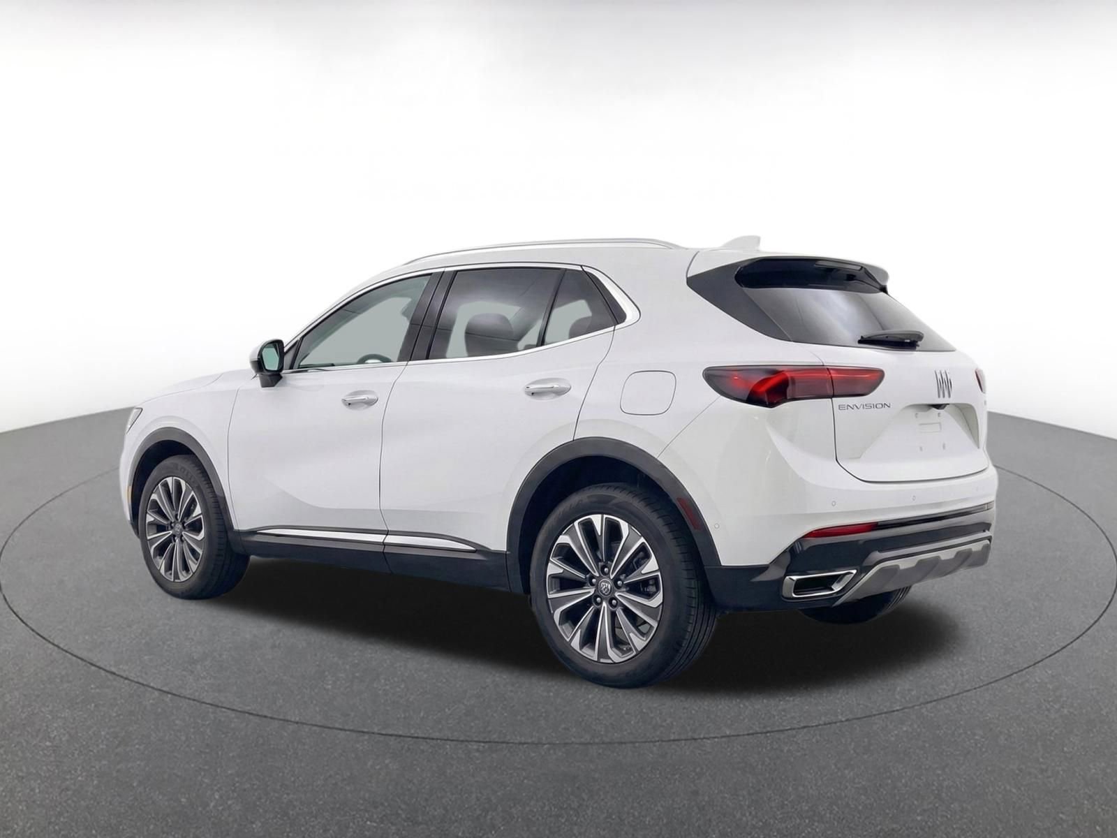 Used 2024 Buick Envision Preferred AWD/4WD image 7