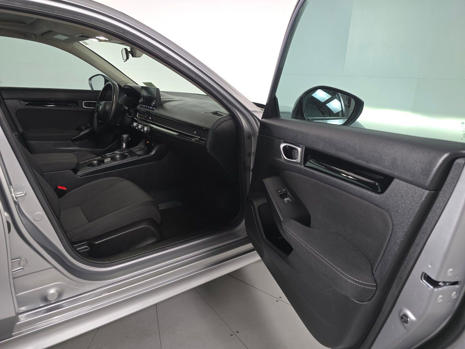 Used 2023 Honda Civic EX image 21