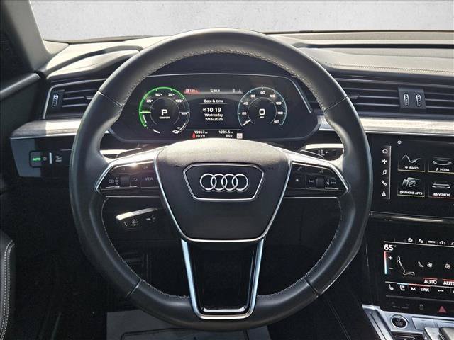 Used 2024 Audi Q8 e-tron Prestige AWD/4WD image 19