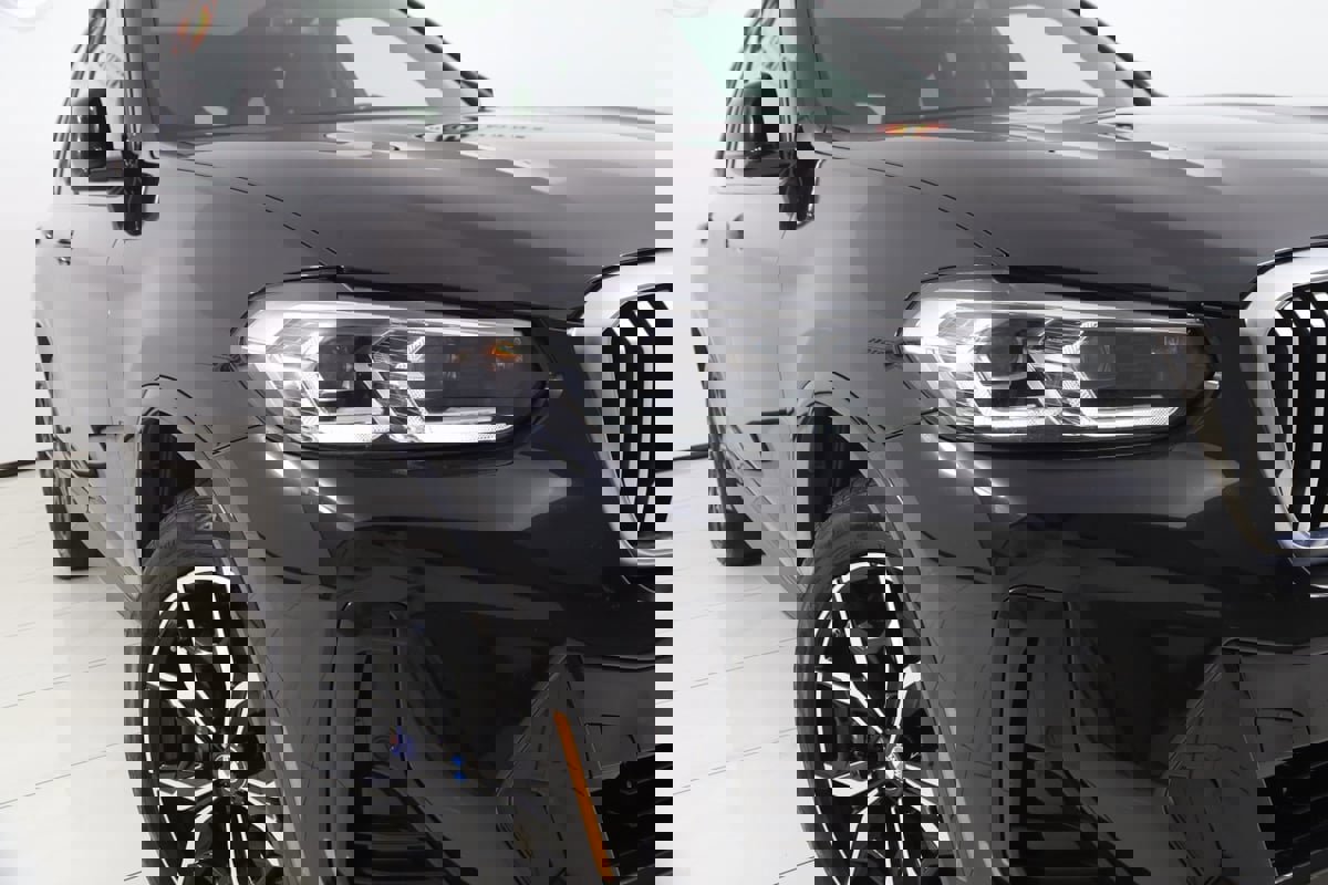 Used 2022 BMW X3 xDrive30i w/ M Sport Package image 17