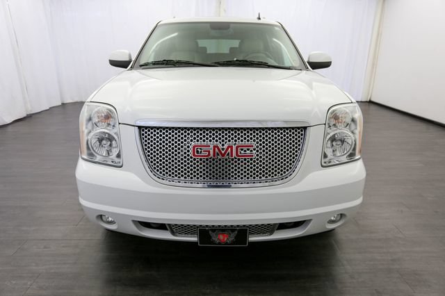 Used 2011 GMC Yukon XL Denali AWD/4WD image 14