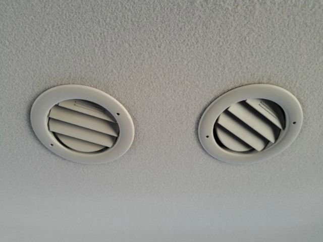 Used 2022 Ford Transit 350 XLT image 26