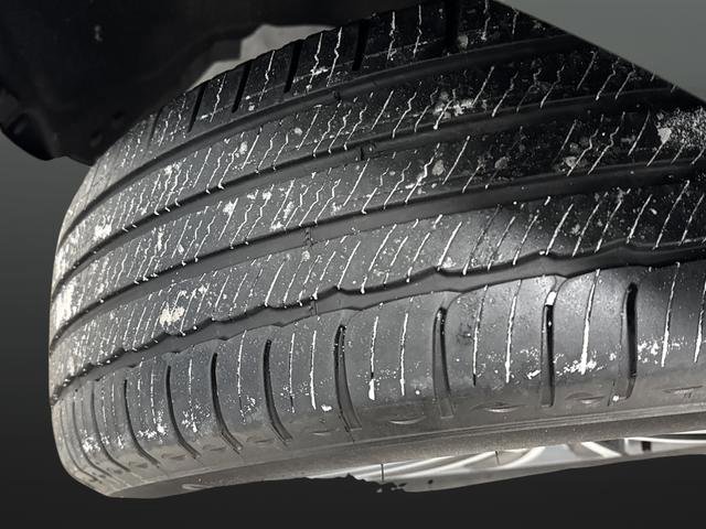 Used 2025 Lincoln Corsair Reserve image 36