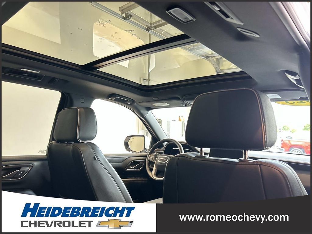 Certified 2023 GMC Yukon SLT w/ SLT Luxury Package AWD/4WD image 33