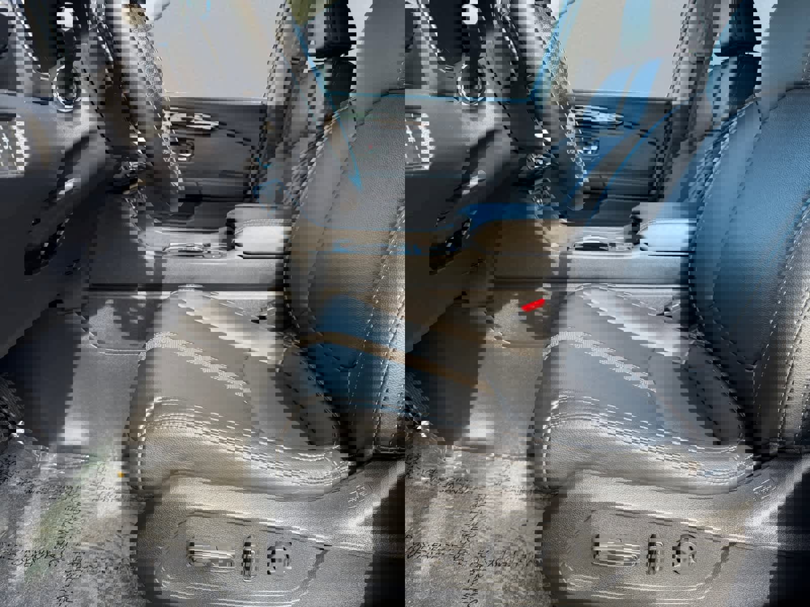 Used 2023 Honda Pilot EX-L image 7