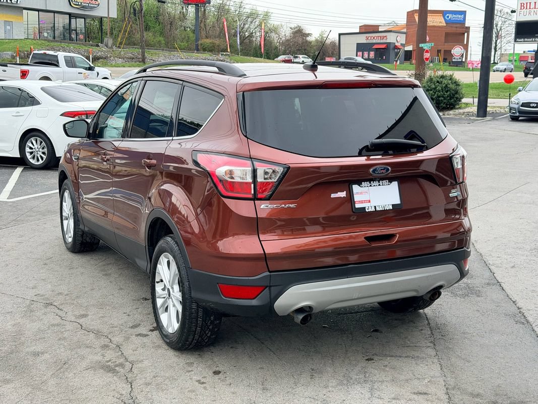 Used 2018 Ford Escape SE AWD/4WD image 4