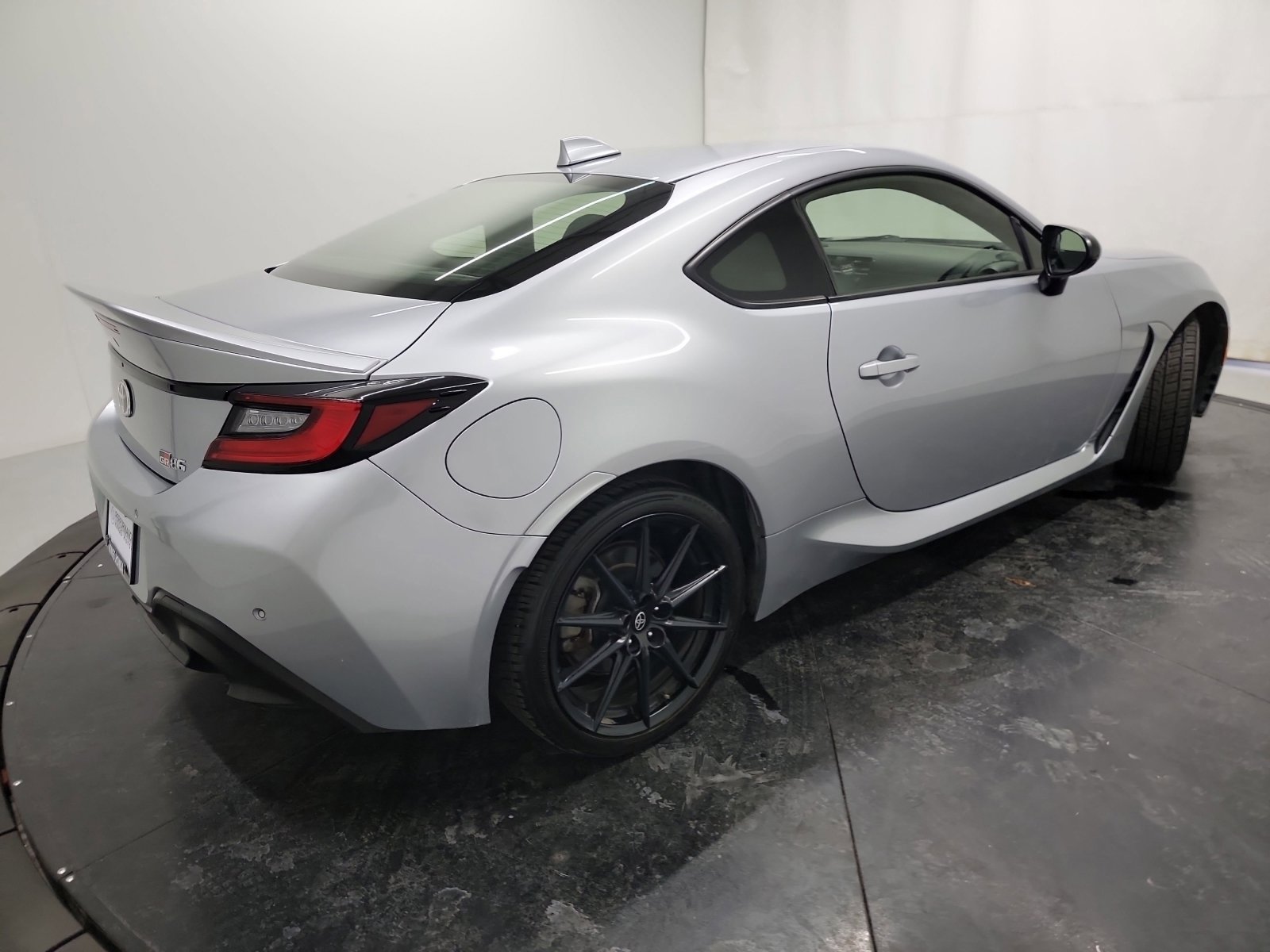 Used 2022 Toyota GR86 Premium image 9