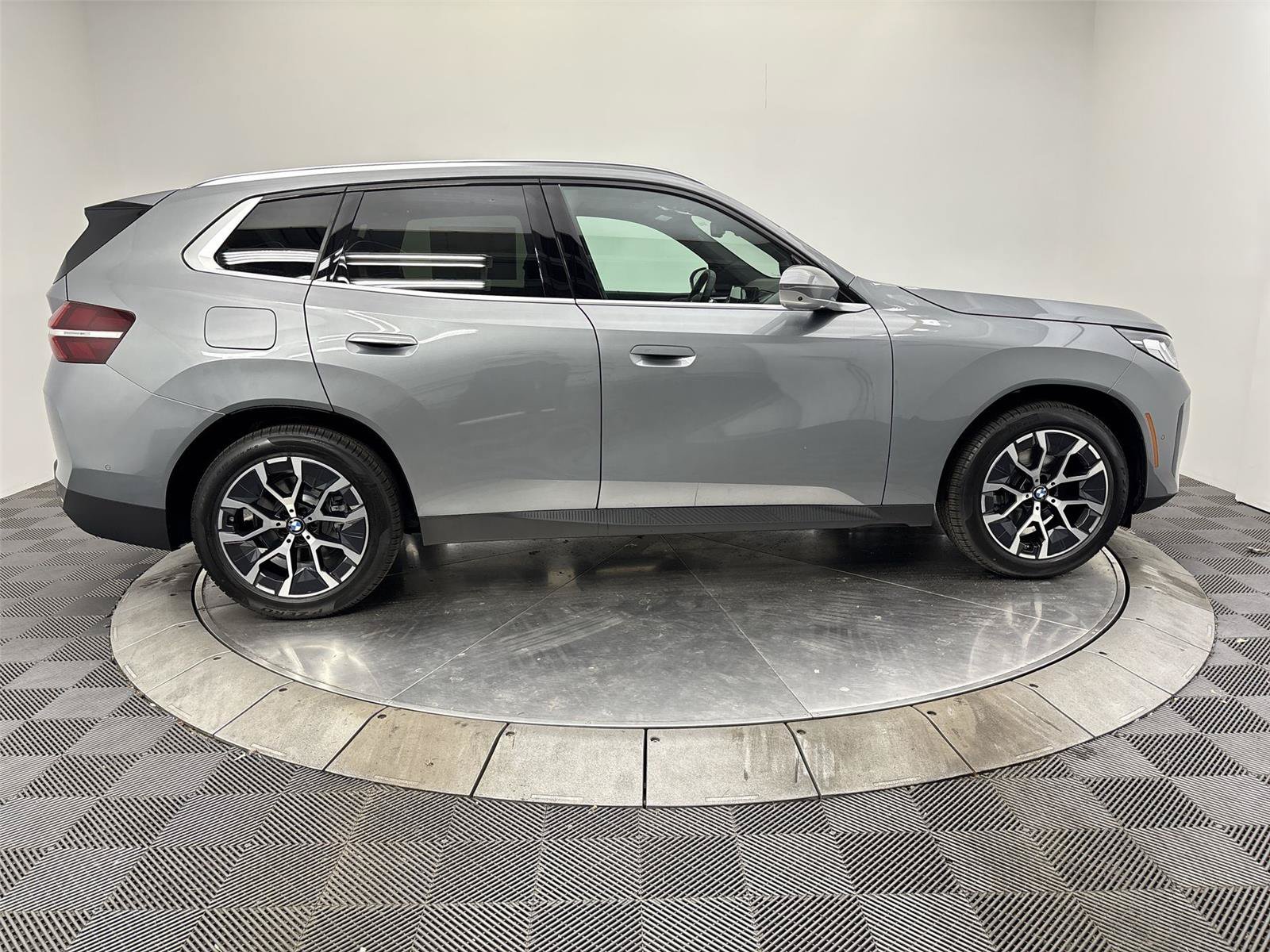 New 2026 BMW X3 xDrive30i w/ Premium Package AWD/4WD image 17
