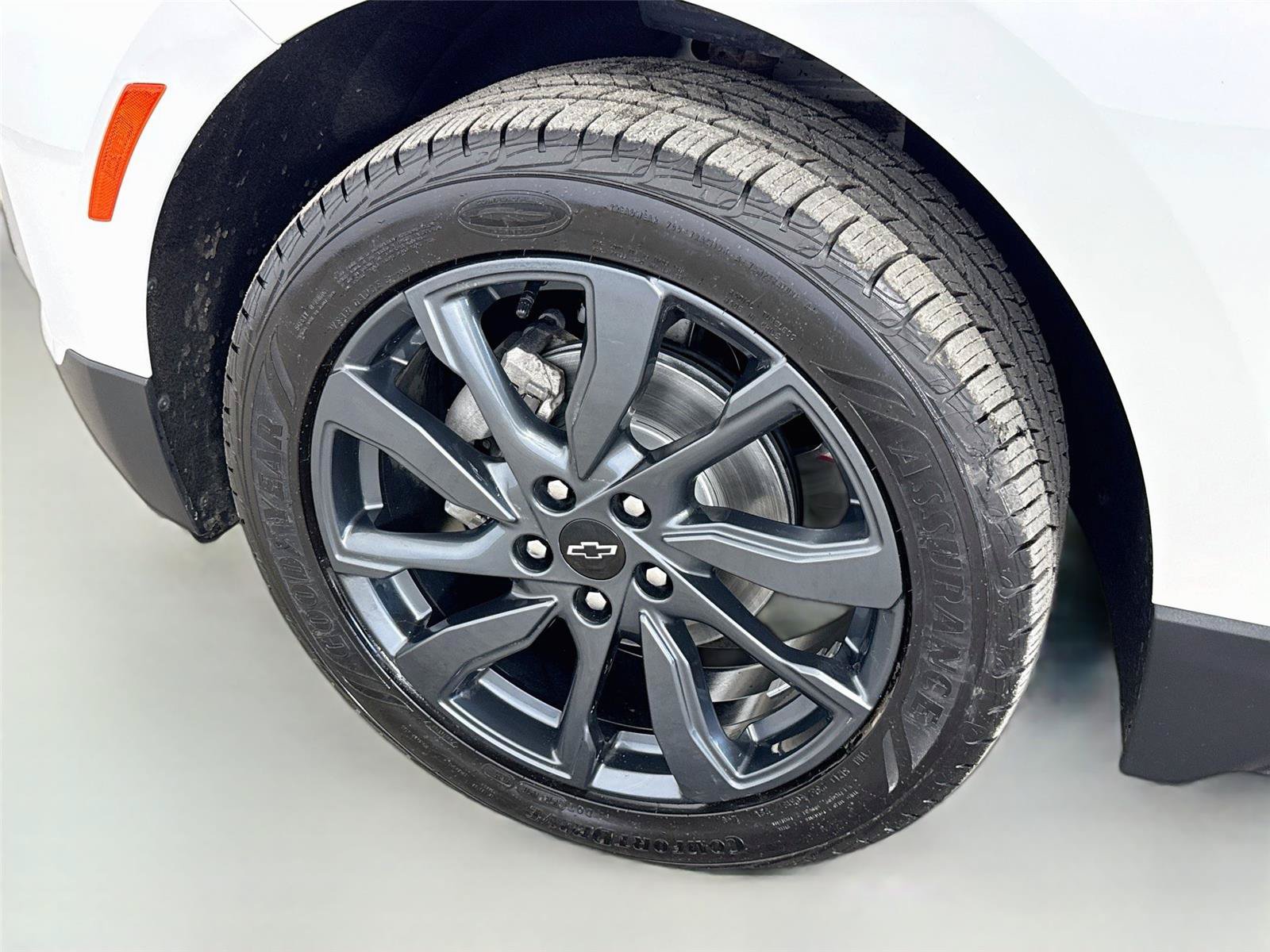 Used 2022 Chevrolet Equinox RS w/ RS Leather Package AWD/4WD image 33