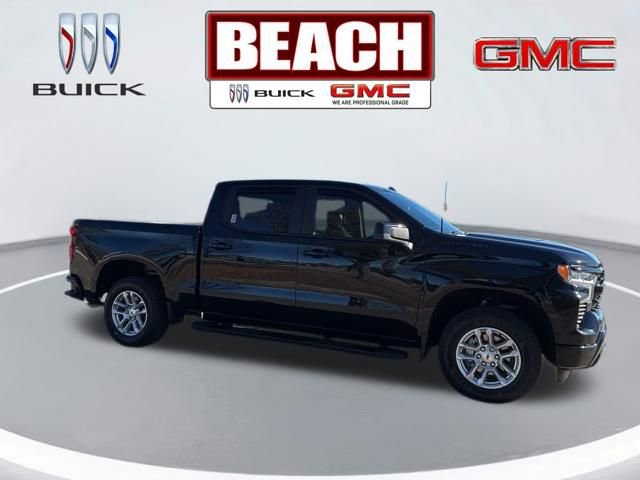 Used 2023 Chevrolet Silverado 1500 RST image 2