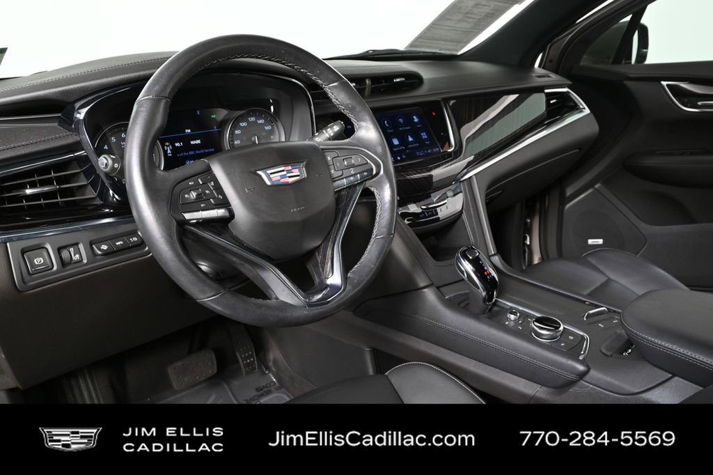 Certified 2022 Cadillac XT6 Premium Luxury w/ Technology Package image 4