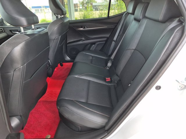 Used 2026 Toyota Camry XLE AWD/4WD image 18