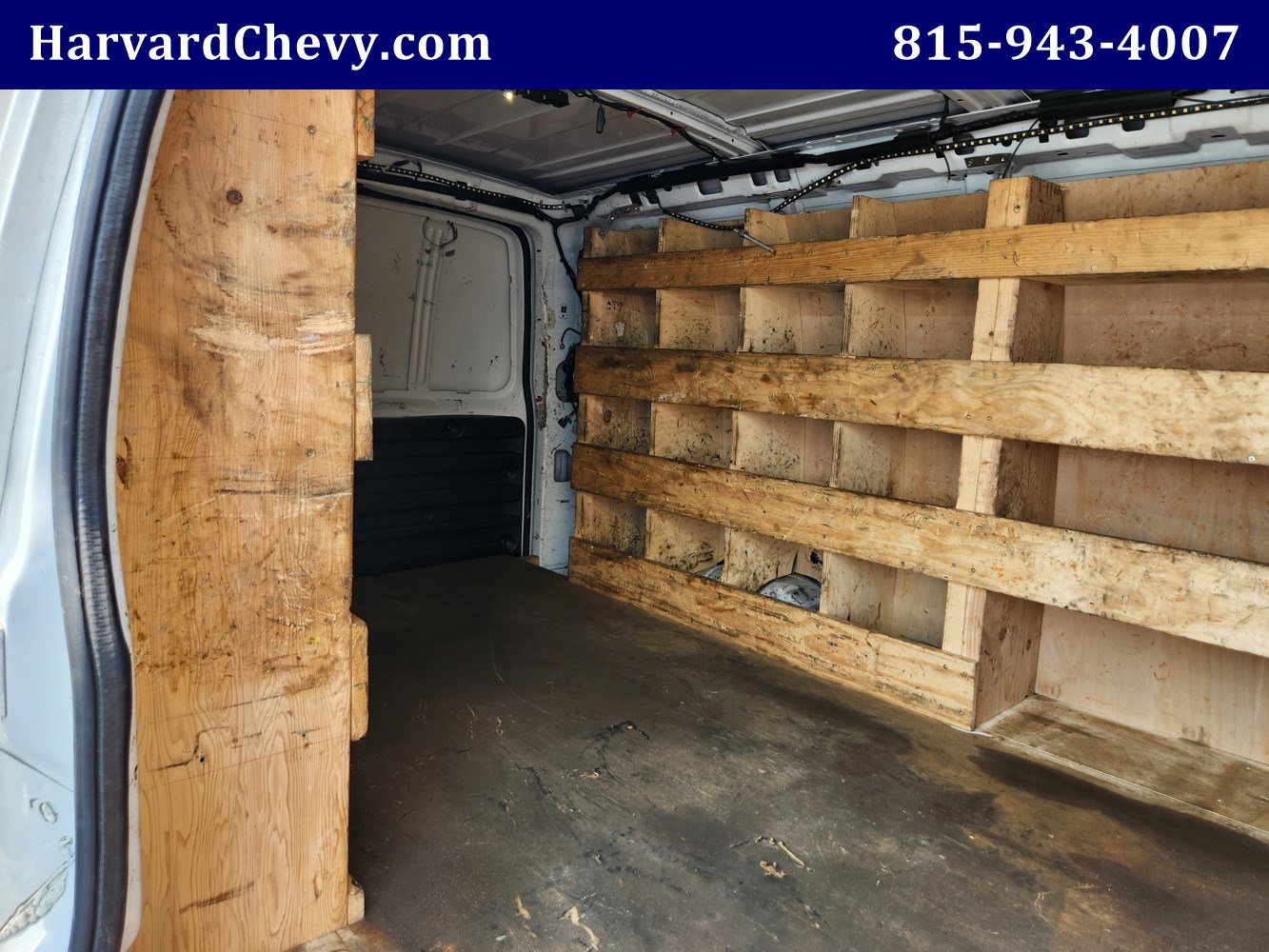 Used 2019 Chevrolet Express 3500 w/ Driver Convenience Package image 22