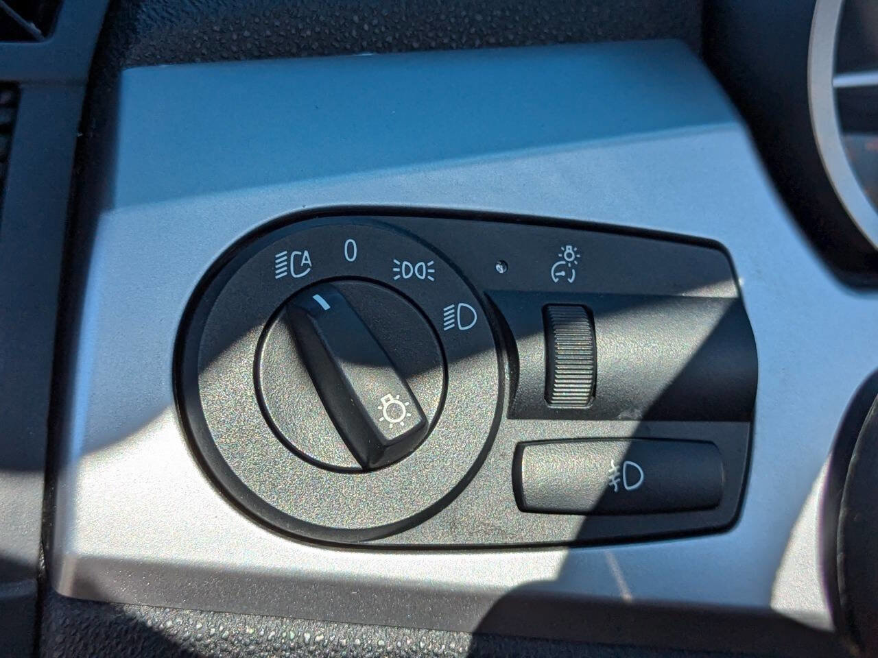 Used 2008 BMW Z4 3.0i image 29