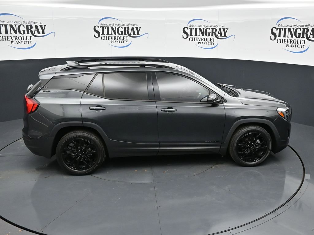 Used 2020 GMC Terrain SLE w/ Driver Convenience Package FWD image 16