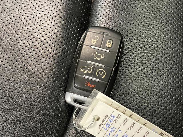 Used 2021 RAM 1500 Limited w/ Night Edition image 32