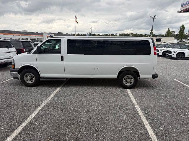 Used 2025 Chevrolet Express 3500 LT w/ LT Preferred Equipment Group RWD image 5