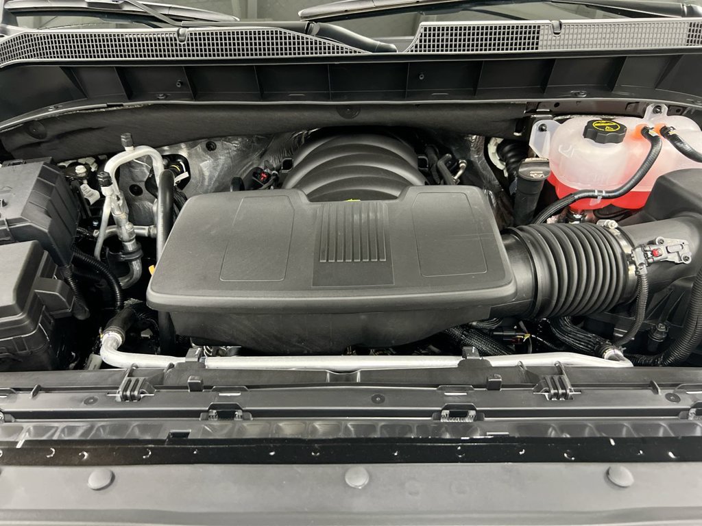 New 2026 Chevrolet Silverado 1500 High Country w/ Technology Package AWD/4WD image 26