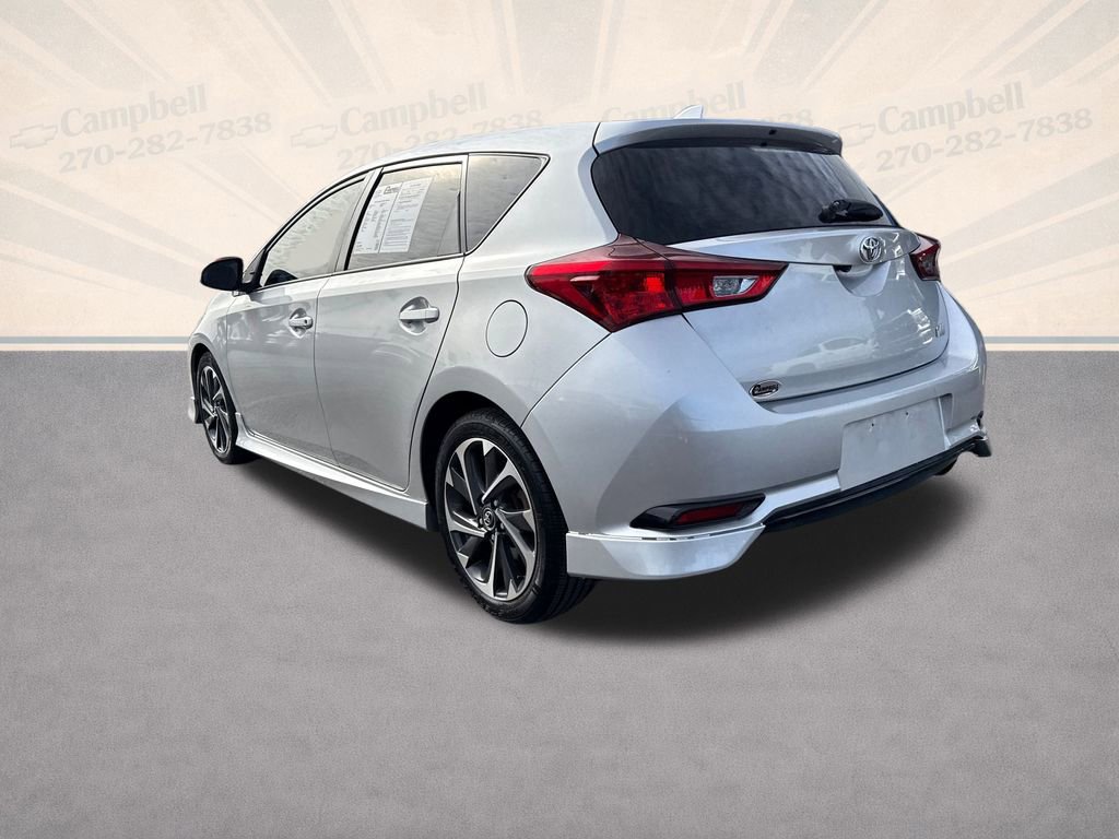 Used 2018 Toyota Corolla iM image 3