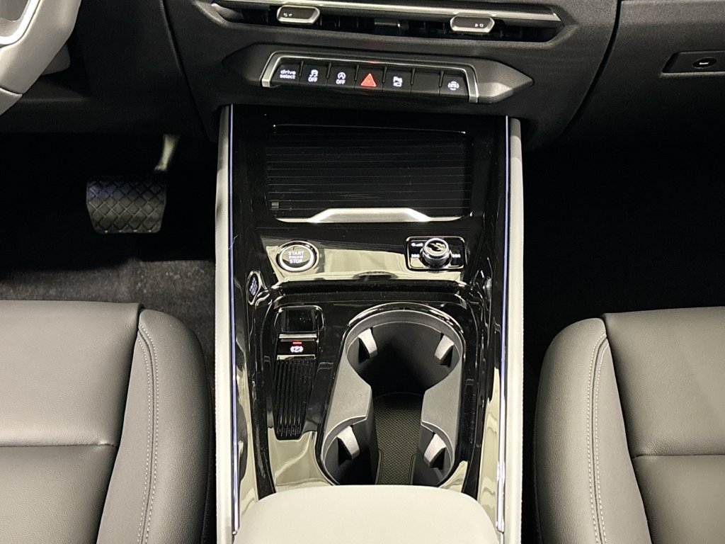 New 2026 Audi Q3 quattro 2.0T AWD/4WD image 13