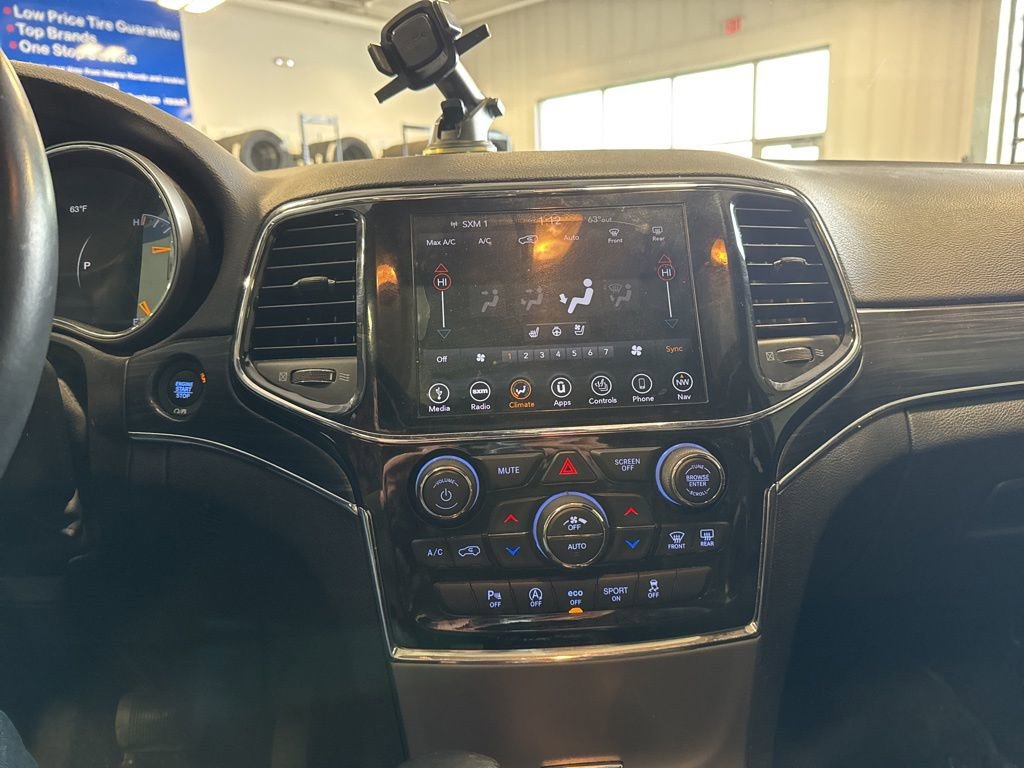 Used 2019 Jeep Grand Cherokee Limited w/ Luxury Group II image 11