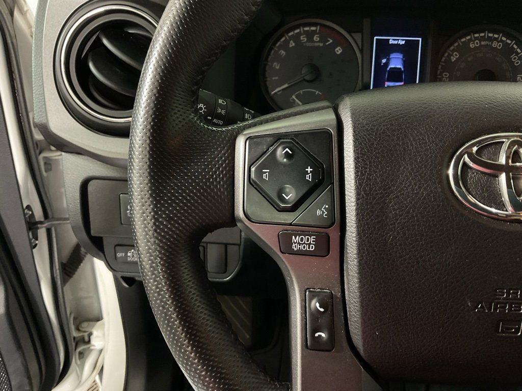 Used 2020 Toyota Tacoma TRD Sport image 25