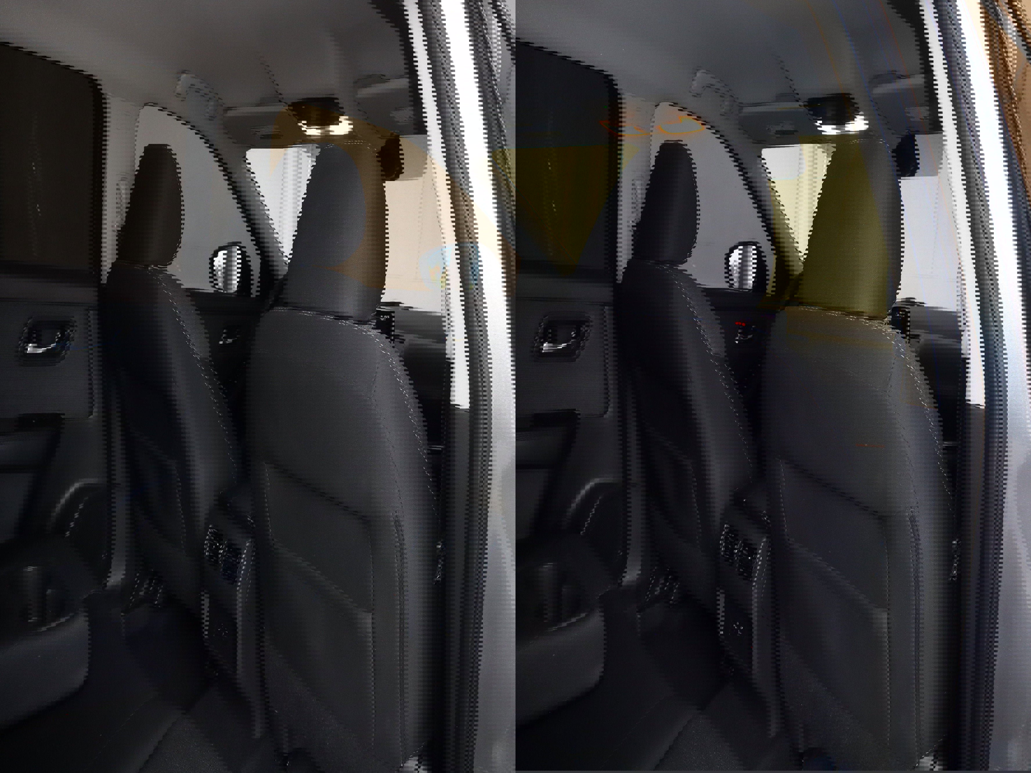 Used 2021 Nissan Rogue SV image 41