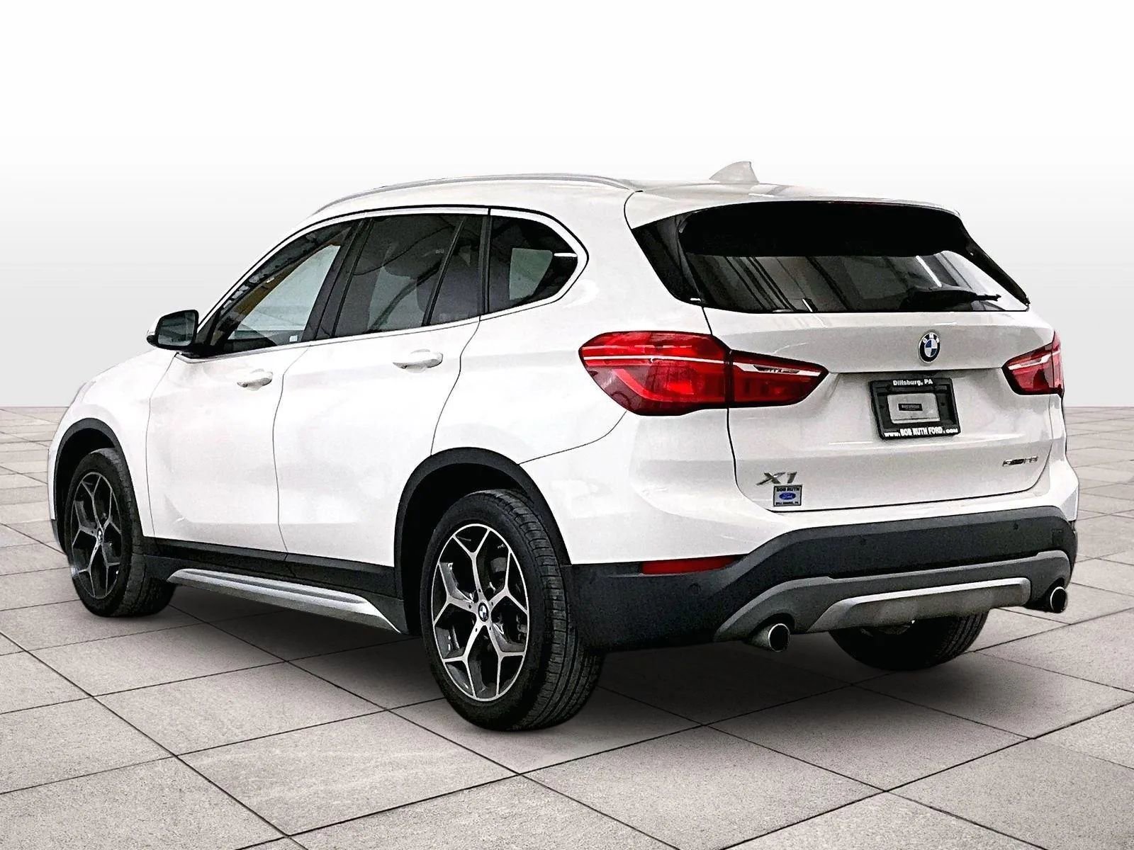 Used 2019 BMW X1 sDrive28i w/ Convenience Package image 10