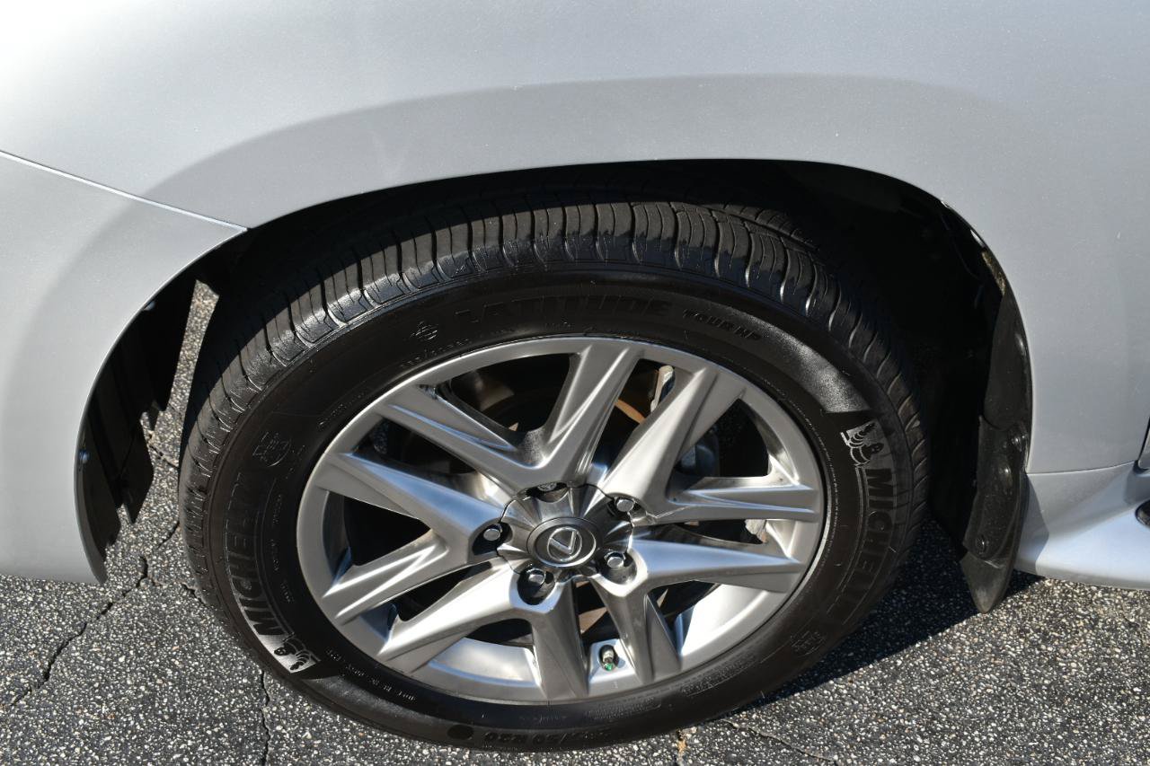 Used 2013 Lexus LX 570 4WD w/ Luxury Pkg image 33
