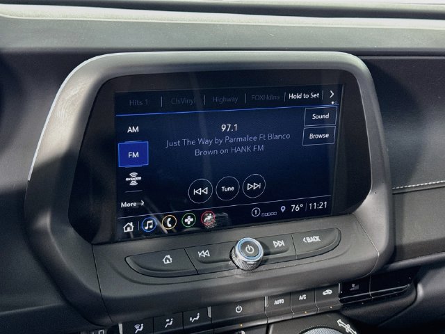 Used 2023 Chevrolet Camaro LT w/ Technology Package RWD image 13
