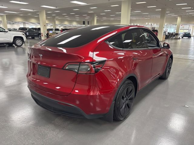 Used 2024 Tesla Model Y 2WD image 7