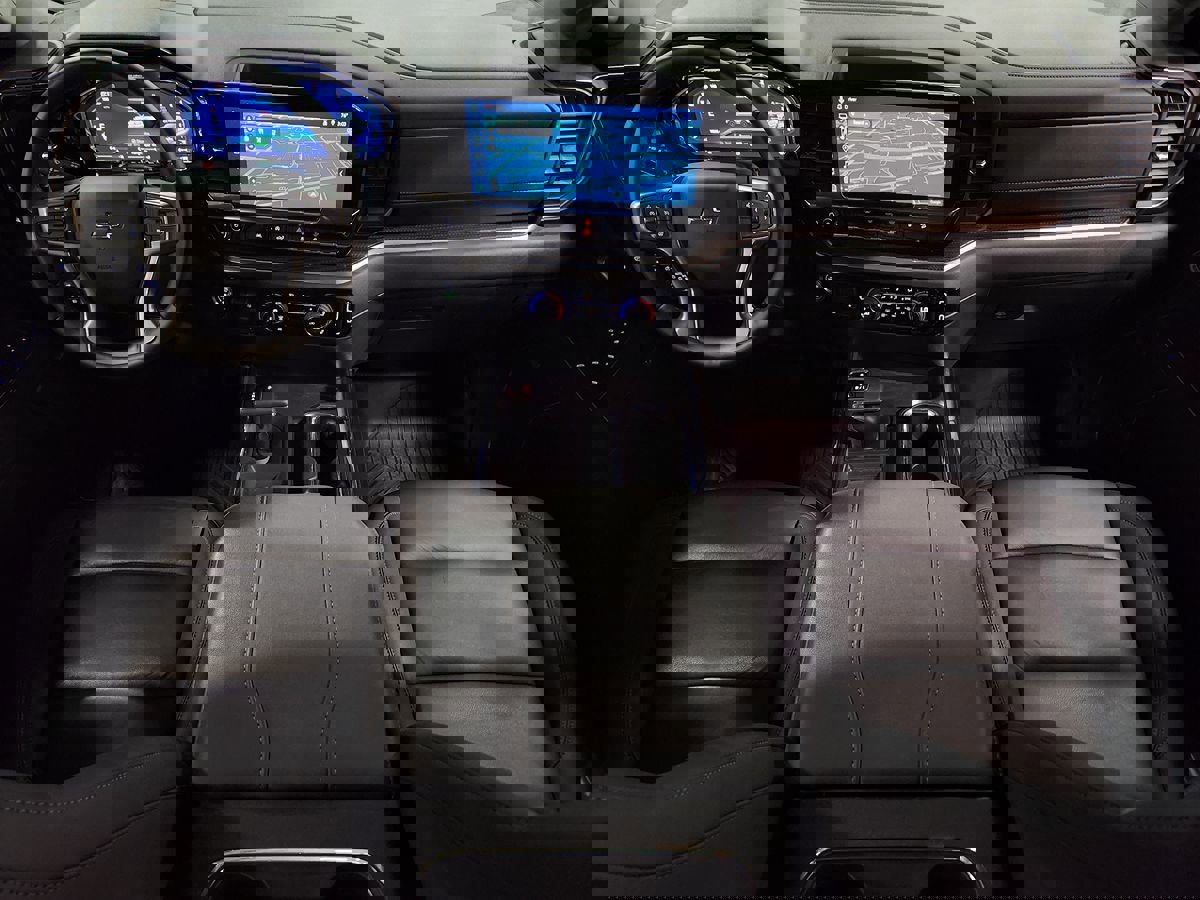 Used 2025 Chevrolet Silverado 1500 LT Trail Boss w/ Convenience Package II image 49