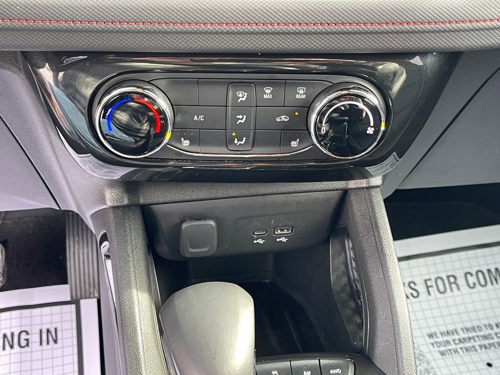 Used 2024 Chevrolet TrailBlazer RS image 25