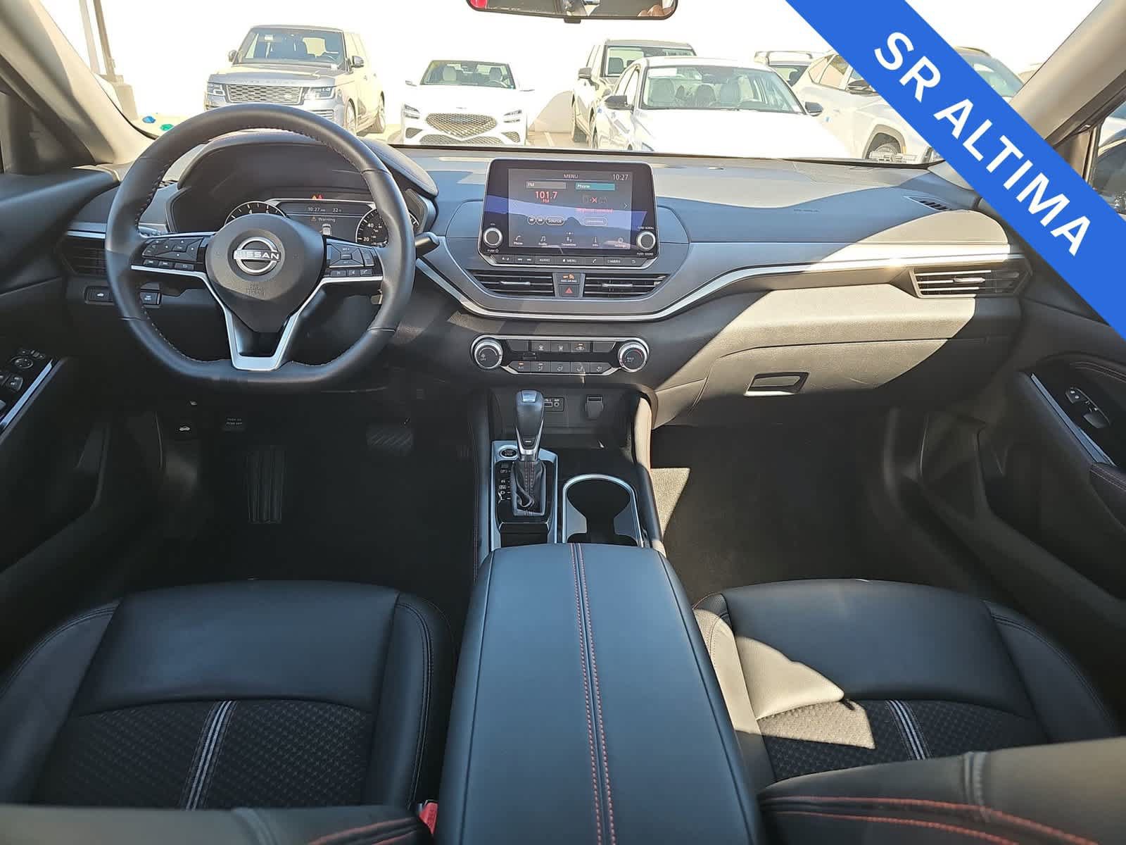 Used 2023 Nissan Altima 2.5 SR FWD image 14