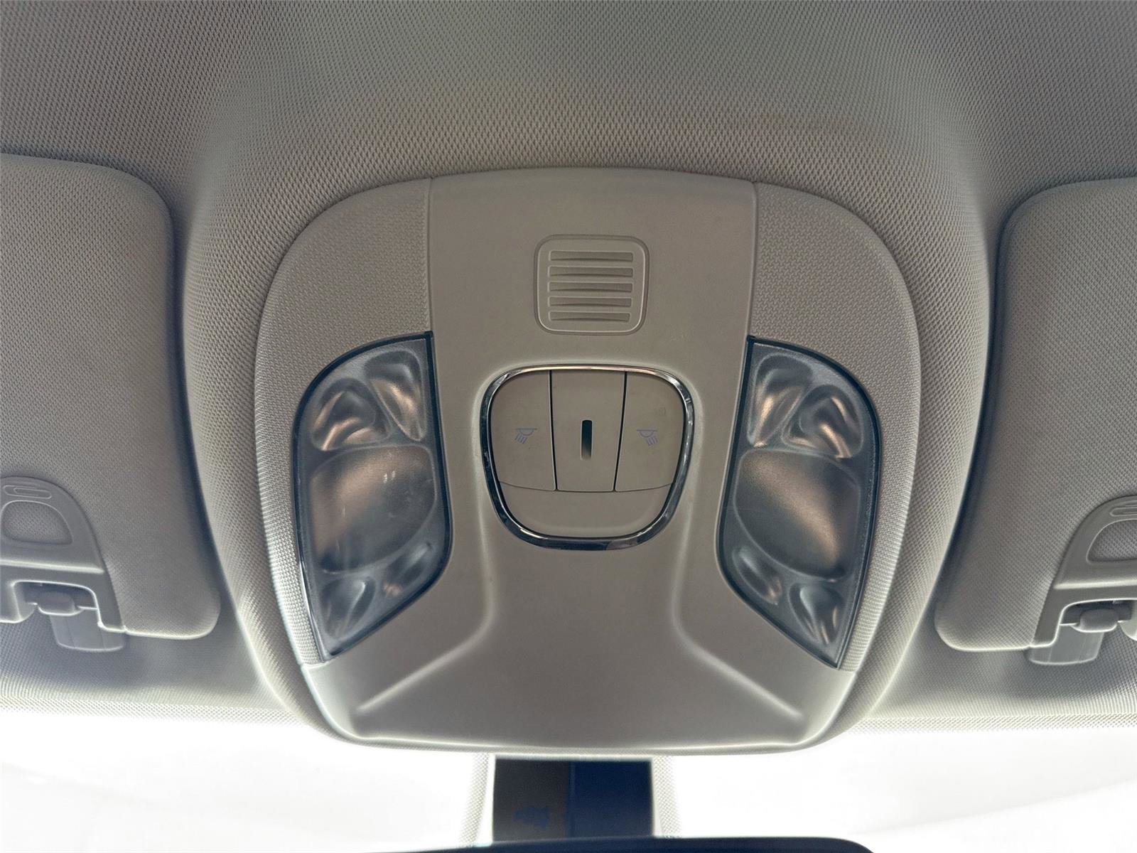 Used 2020 Jeep Compass Trailhawk image 21